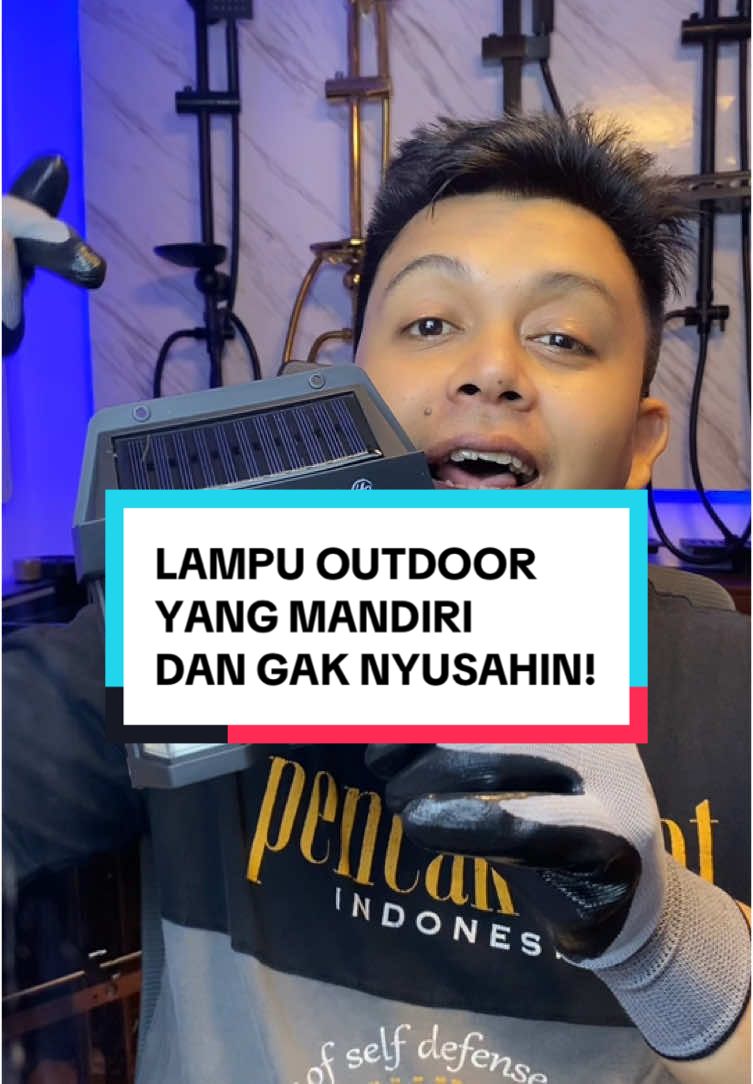 Lampu outdoor atau lampu taman tenaga surya dan sensor cahaya #lampuoutdoor #lampuoutdoortenagasurya #lamputenagasurya #cuantanpabatas 