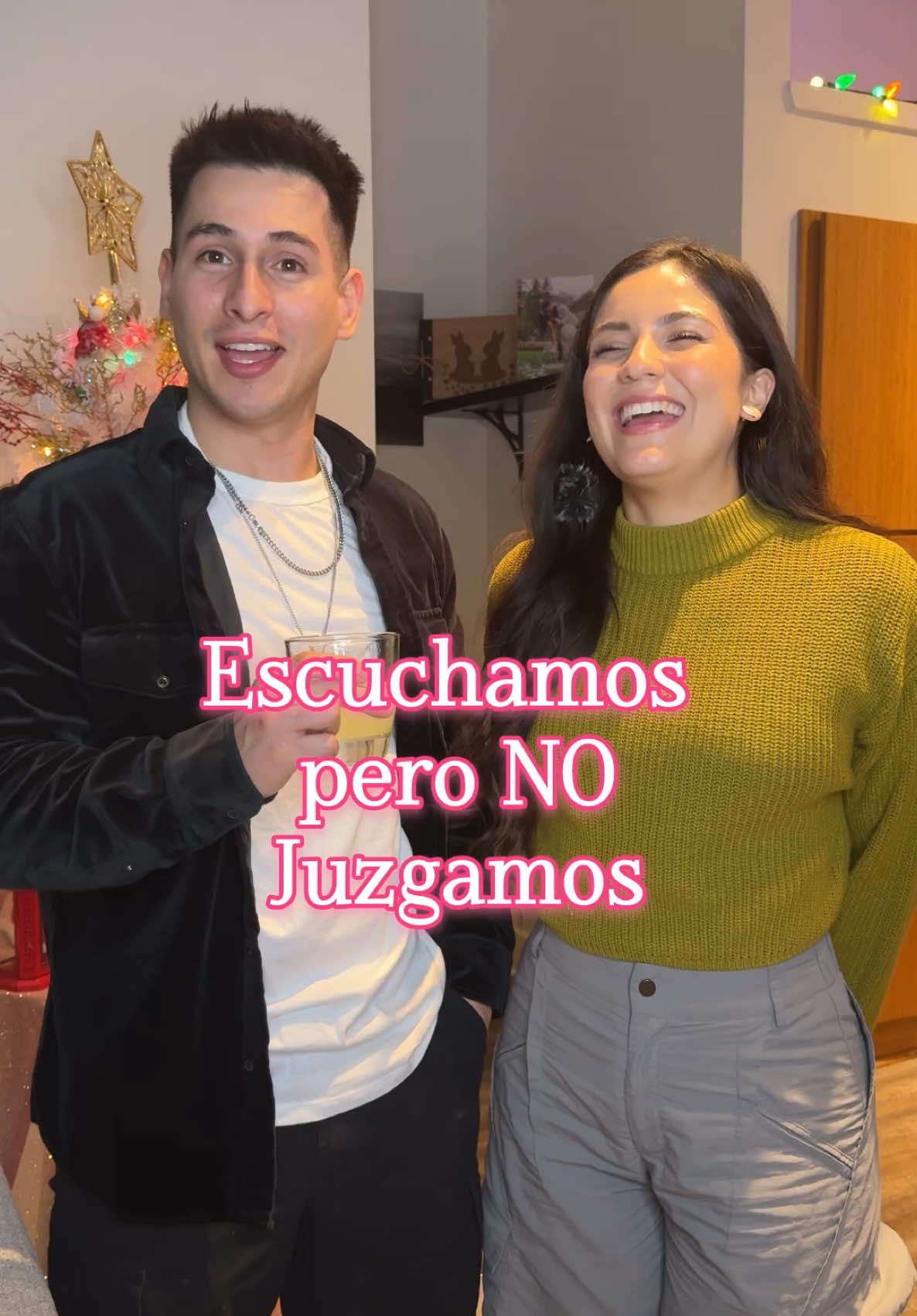 El trend de “Escuchamos pero NO juzgamos” con mi marido que SI JUZGA 😑😔🙄 #couple 