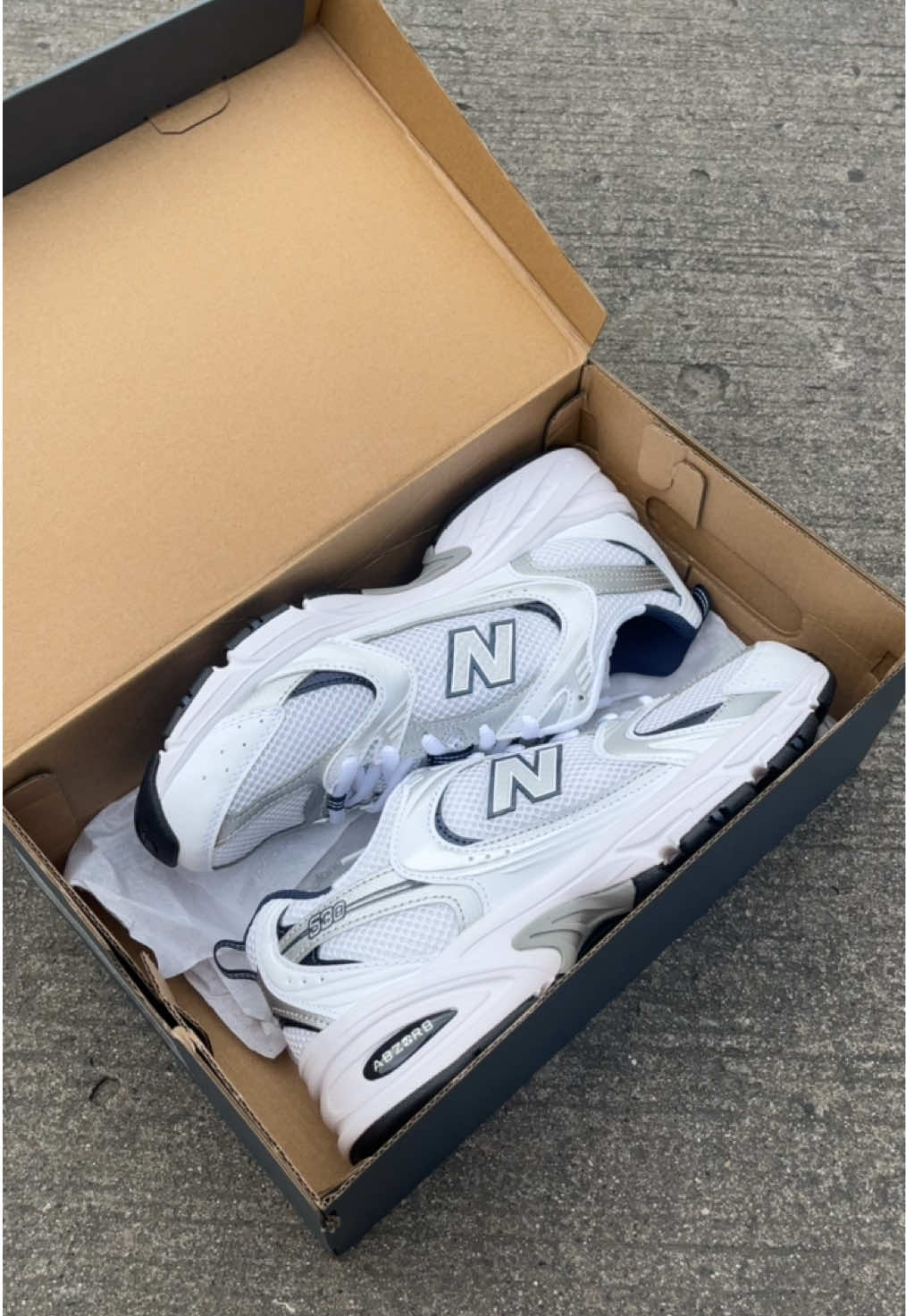 New Balance 530 ‘Silver Navy’ Price Ranges at ₱6,495 - ₱7,495 Available Sizes: US Men’s 4 - 11 US Women’s 5.5 - 9 Message us to order FB: RareSoles IG: raresolesph #raresoles #raresolesph #berare #sneakers #newbalance #newbalance530 #fitcheck 