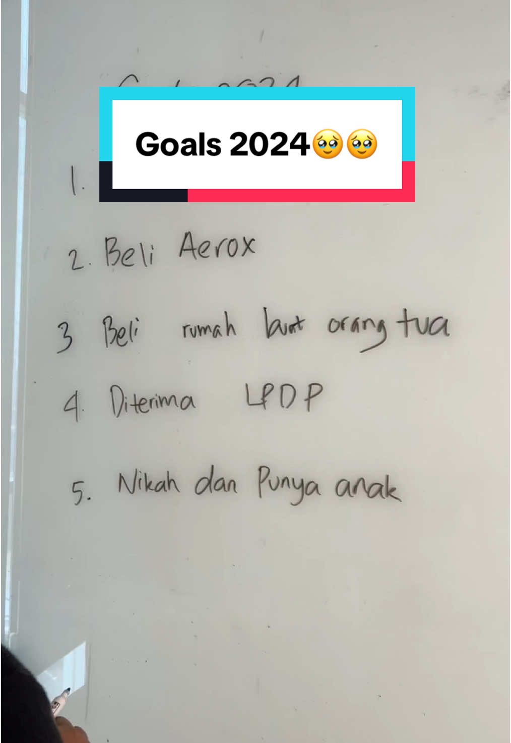 Coba dikomen bro Goals tahun ini yang udah tercapai apaan aja🫵🏻🫵🏻 #tahunbaru #goals #newyear 