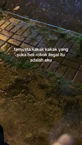 gemoy😔  #sadvibes #bogor #nightrain 
