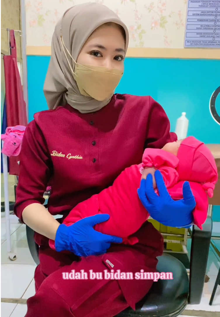 MasyAllah .Hai Pinkyara 💓 selamat lahir ke dunia🤗 kalo kamu udah gede nanti lihat vidio ini ya🩷 #rekomendasi #bantalantipeyang #bantalbayi #bantalbayiantipeyang #azrullybabypillow 