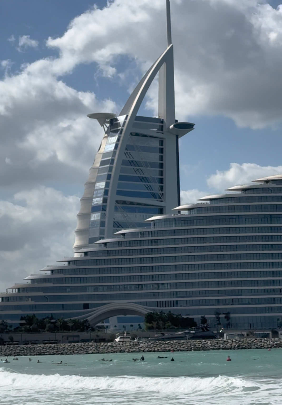 Jumeirah Beach Dubai #shahiddosti #uae #ilovedubaidosti #dubai #travel #tiktokdubai 