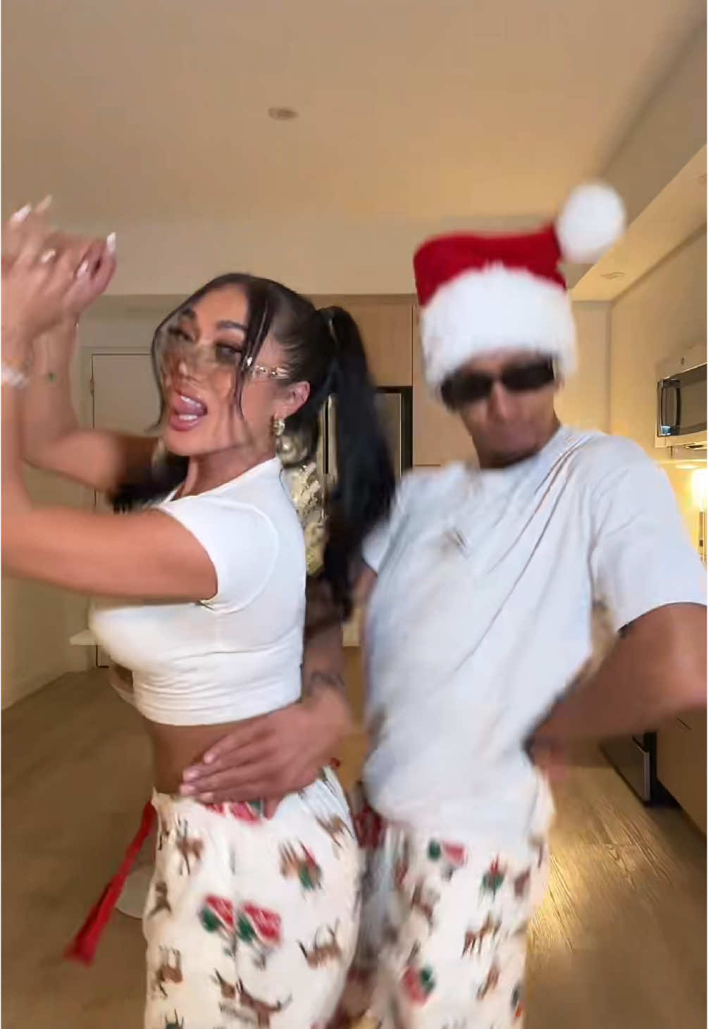 had to do it in the matching xmas pajamas 🤣🎄  @Kye Thompson  #fyp #trending #dance #2pac #2pacchallenge #couples #viral #couplegoals #matchingpjs #christmas 