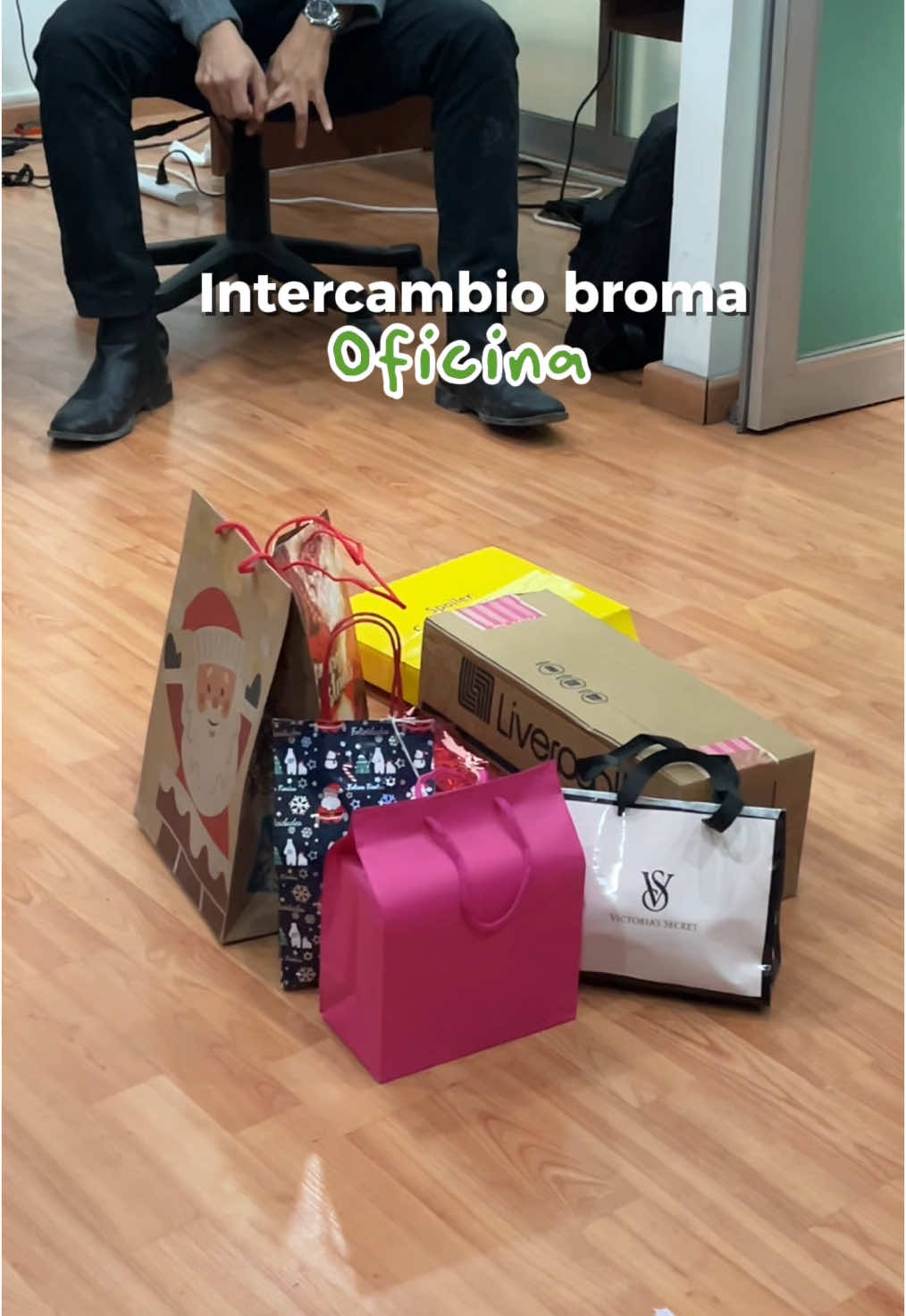 Ideas de intercambio de bajo presupuesto 🎄 . . . #navidad #regaloscreativos #intercambio #oficina 