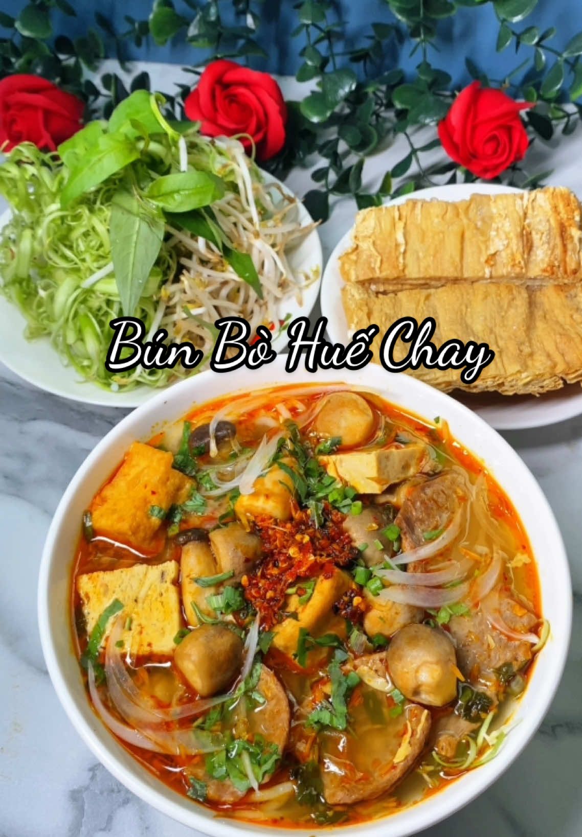 Bún Bò Huế Chay mời mọi người ạ. #monngonmoingay #thinhhanhxuhuong #LearnOnTikTok #thichnauan #xuhuongtiktok #comnha #nauancungtiktok #yeubepnghiennha #homnayangi #anchay 