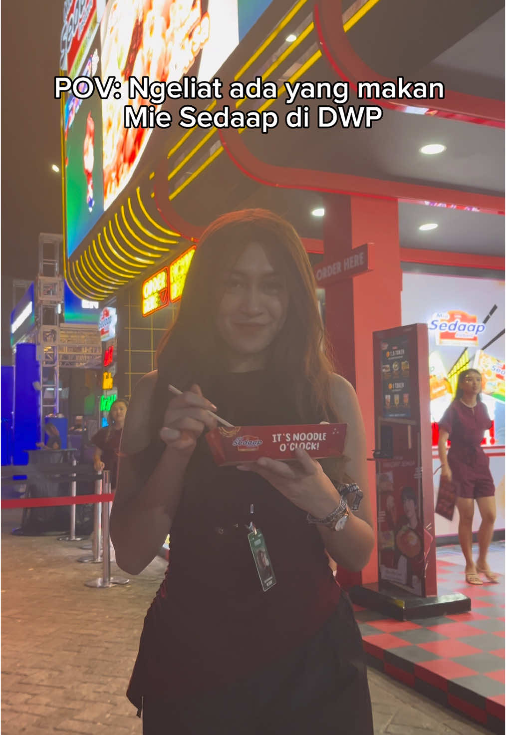 Experience the Ultimate Taste with Sedaap Menu Creation only at Mie Sedaap Booth 😍 Siapa nih yang udah makan Mie Sedaap di DWP??  #dwp #miesedaap 