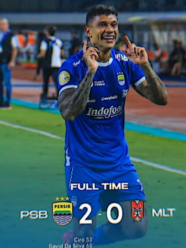 Salto😱 @Ciro Alves kelas🔥🔥 #persib #persibbandungfans #bobotohpersib1933 #briliga1 #gol #salto #fans #77 #ciro #ciroalvess🔥 #efyepe #foryou  #JJCapCut #CapCut 