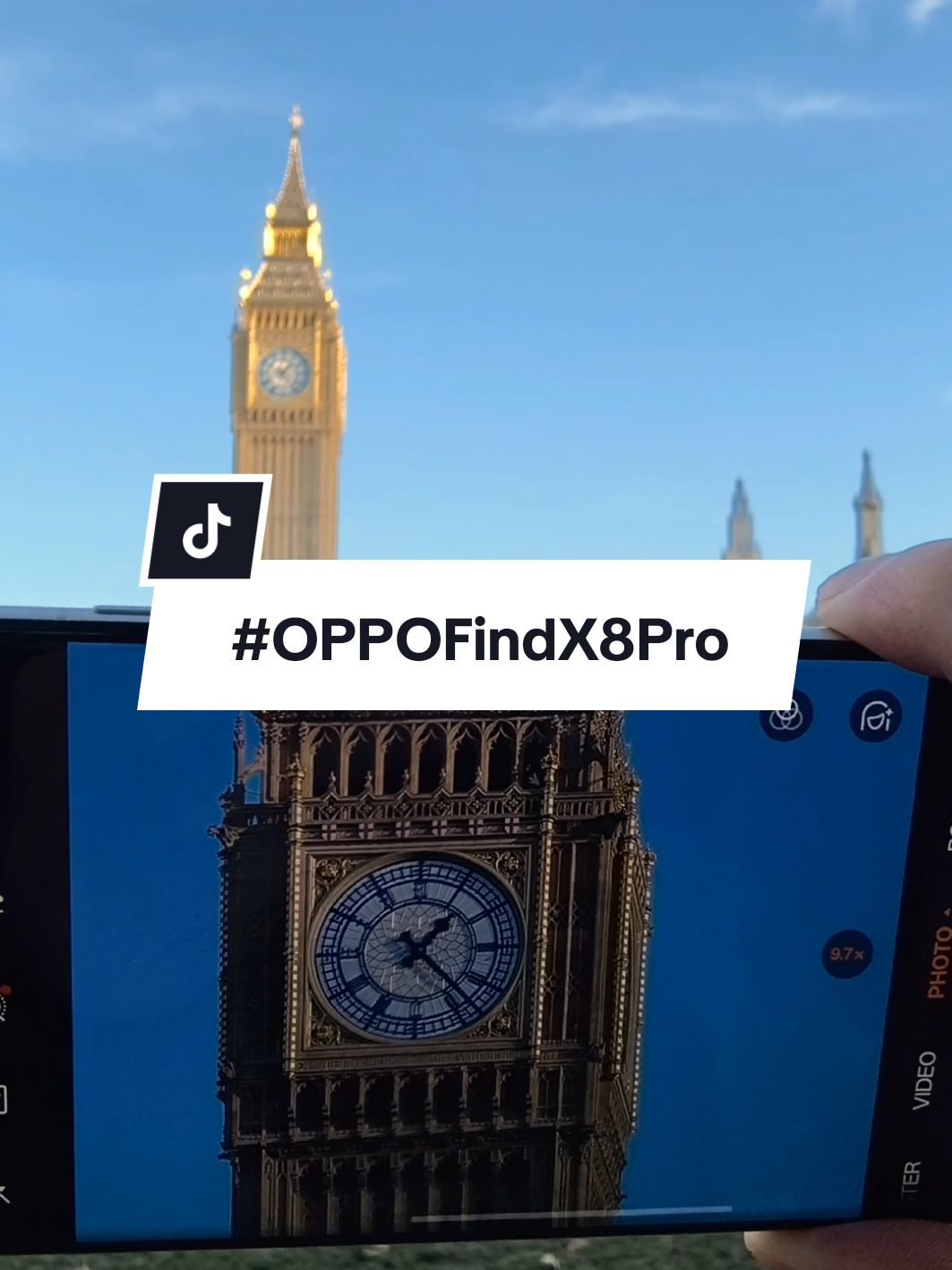 ¿Big Ben o London Eye? 📸 Con el AI Zoom Telescopio del nuevo #OPPOFindX8Pro, los detalles a 6X están más cerca de lo que imaginas. Nitidez que te lleva directo al corazón de Londres 🇬🇧✨  ¿Listo para llevar tus fotos más lejos? #Londres #FotografíaMóvil #AIZoom #DetallesPerfectos #BigBen #LondonEye