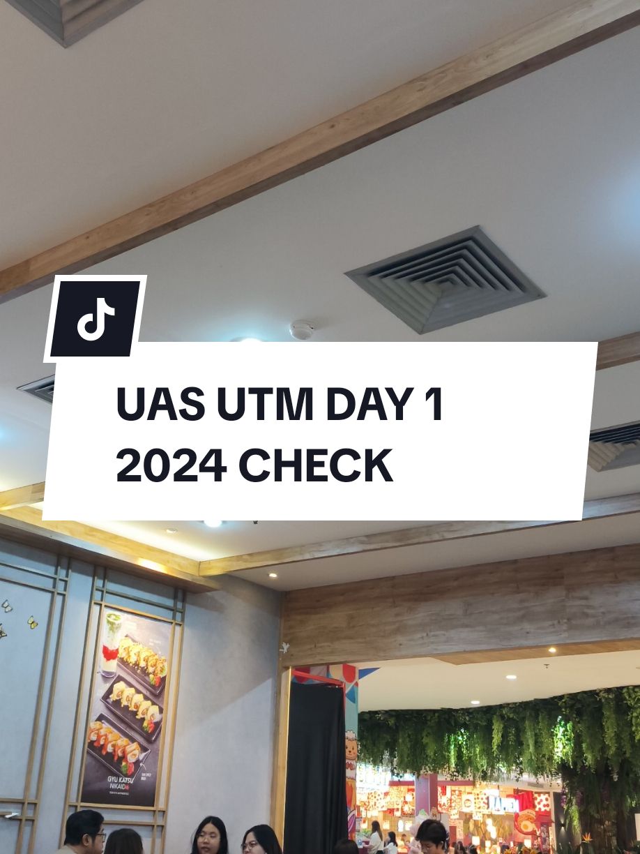 OOTD Kalian keren2 kok geyzt. Mana wangi2 lagi make parfum, nice one.  Keep it up hari kedua besok 🔥🔥🔥🔥🔥 #universitasterbuka #univterbuka #mahasiswaut #mahasiswa #utjakarta #utbandung #ujianakhirsemester #uas 