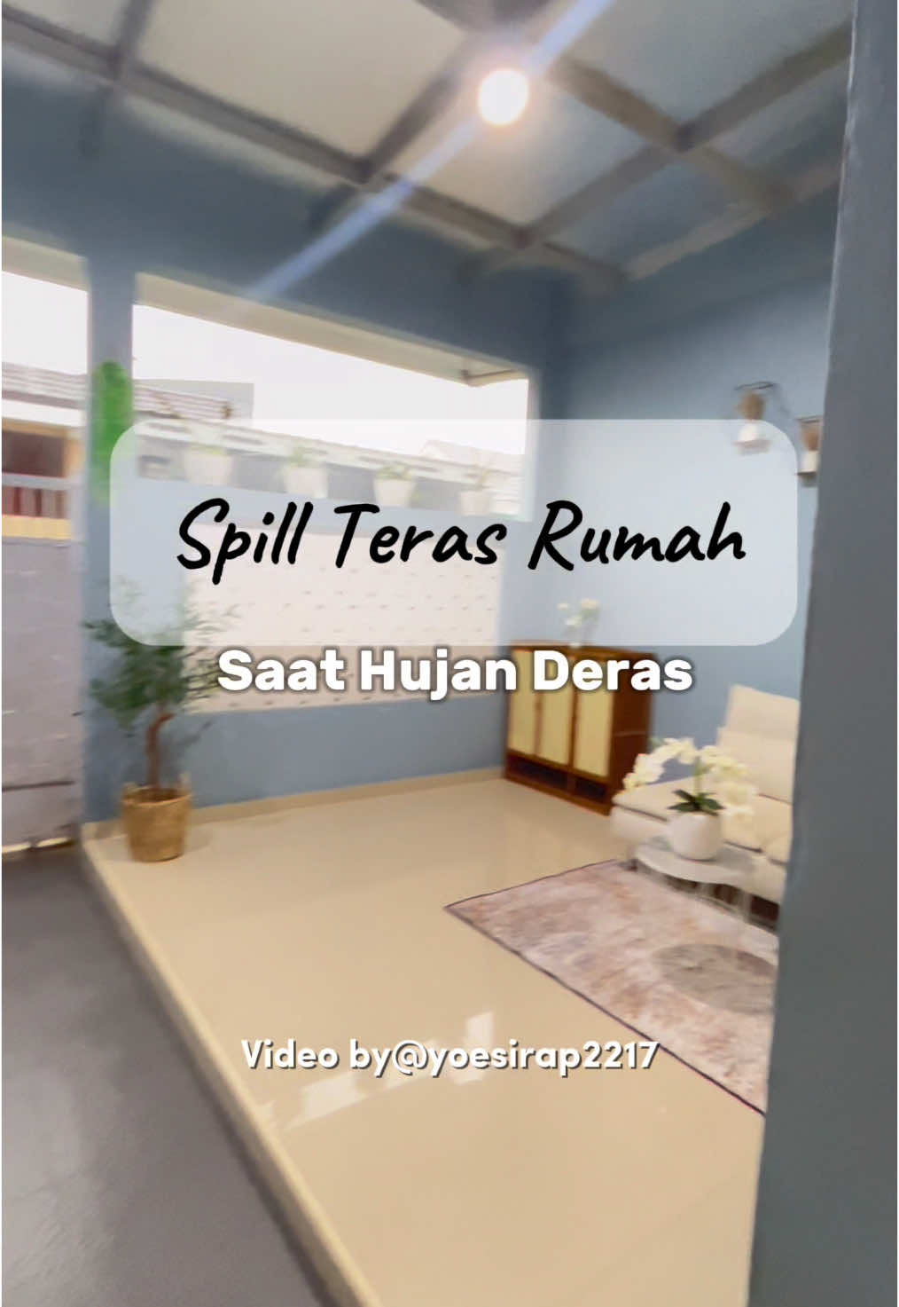 Menjawab pertanyaan kk kk online klo hujan terasnya kena tampias atau ga☺️🌱 #rumah #rumahsubsidi #Home #yoesirap2218 #tiktok #tik_tok #reels #reel #ruangtamu #rumahsederhanaku #rumahmungill #fyp #daily #relate #bismillahirrahmanirrahim #masyaallahtabarakallah #lahaulawalaquwwataillabillah #grey #homesweetiehome #ruangtamukecil #inspirasi #sweet #iderumahminimalis 