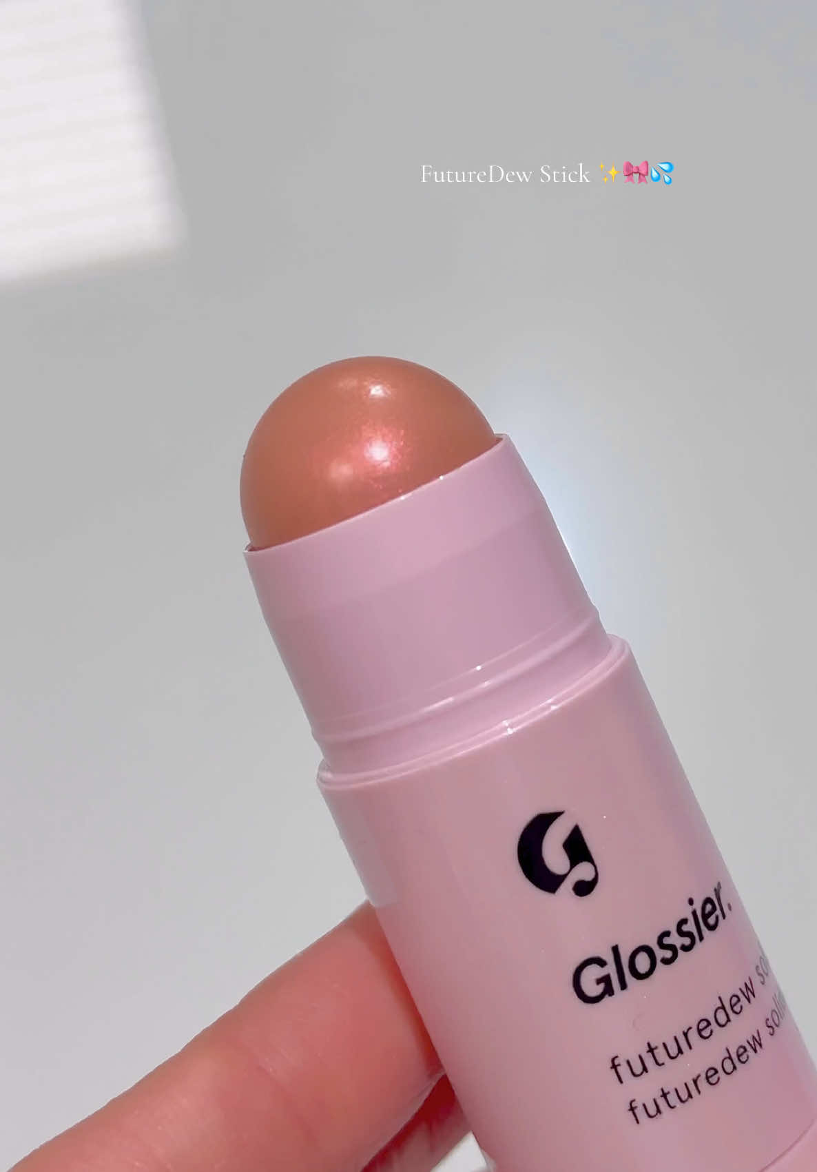 @Glossier Swipe on dew when and where you want it. ✨💦🎀    Futuredew now comes in a creamy solid stick. Packed with hydrating powerhouses, it delivers a skin-first, targeted dewy glow that lasts. Glide onto cheekbones, bridge of nose + brow bones for a targeted glow-up. Ad/gifted #glossier #futuredew #glowyskin #pinkskincare #makeup  ♡ ♡ ♡ ♡ ♡ ♡ ♡ ♡ ♡ ♡Cute • Beauty • Clean Aesthetic • Vanity Makeup • ᴠɪʀᴀʟʀᴇᴇʟs • Makeup Reels • Makeup • Cute Makeup • Wake Up And Makeup • Viral Makeup • Viral Beauty • Viral Makeup • Trending Beauty • Makeup Closeup • Makeup Therapy • Soft Girl • Soft Girl Aesthetic • Pinterest Girl • Uk Blogger • London • New Makeup • Pink Aesthetic • Beauty Reels • Beauty Products • Makeup Reel • Makeup Girl • That Girl Aesthetic • Ugc Creator • Beauty Favorites • Viral Products • Uk Beauty Blogger • ♡