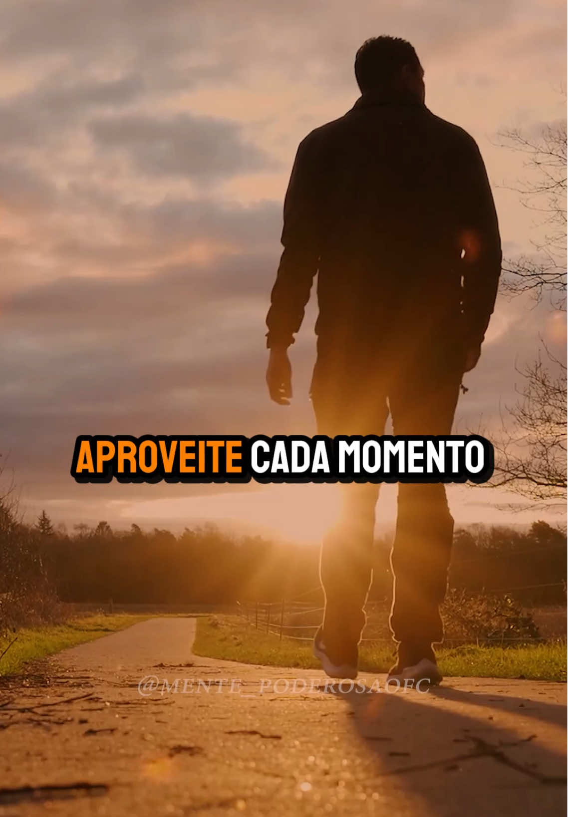 Aproveite cada momento da sua vida #motivação #reflexão #statuswhatsapp #vida #status 