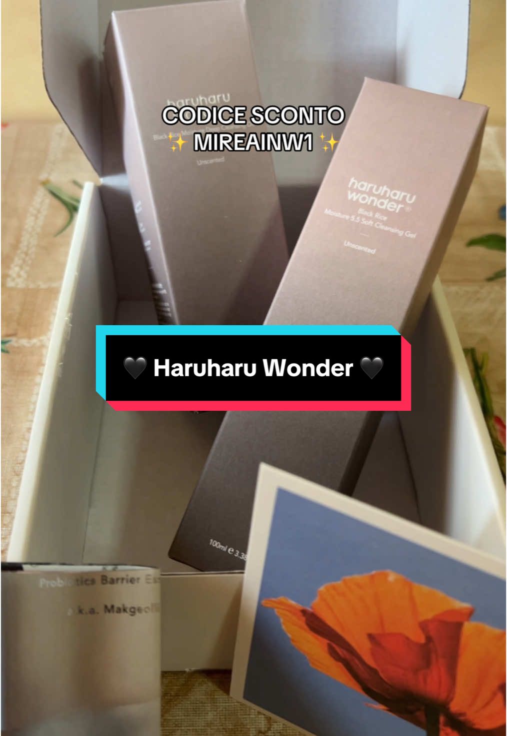 Grazie @haruharu wonder @haruharuwonder_influencers per questi prodottini 🖤✨ li trovate su @YesStyle e non dimenticatevi di usare il mio codice MIREAINW1 🥰 #haruharuwonder #veganbeauty #koreanskincare #doublecleansing #acneproneskin #sensitiveskin #cleansingoil #haruharucleansingoil #haruharuwonder_ys  #haruharuxyesstyle #haruharucleansinggel #glowupcleansing #howtodoublecleanse #cleansing101 #YesStylelnfluencers #skincare #skincareroutine #acnepositivity #fyp #foryoupage #perte 