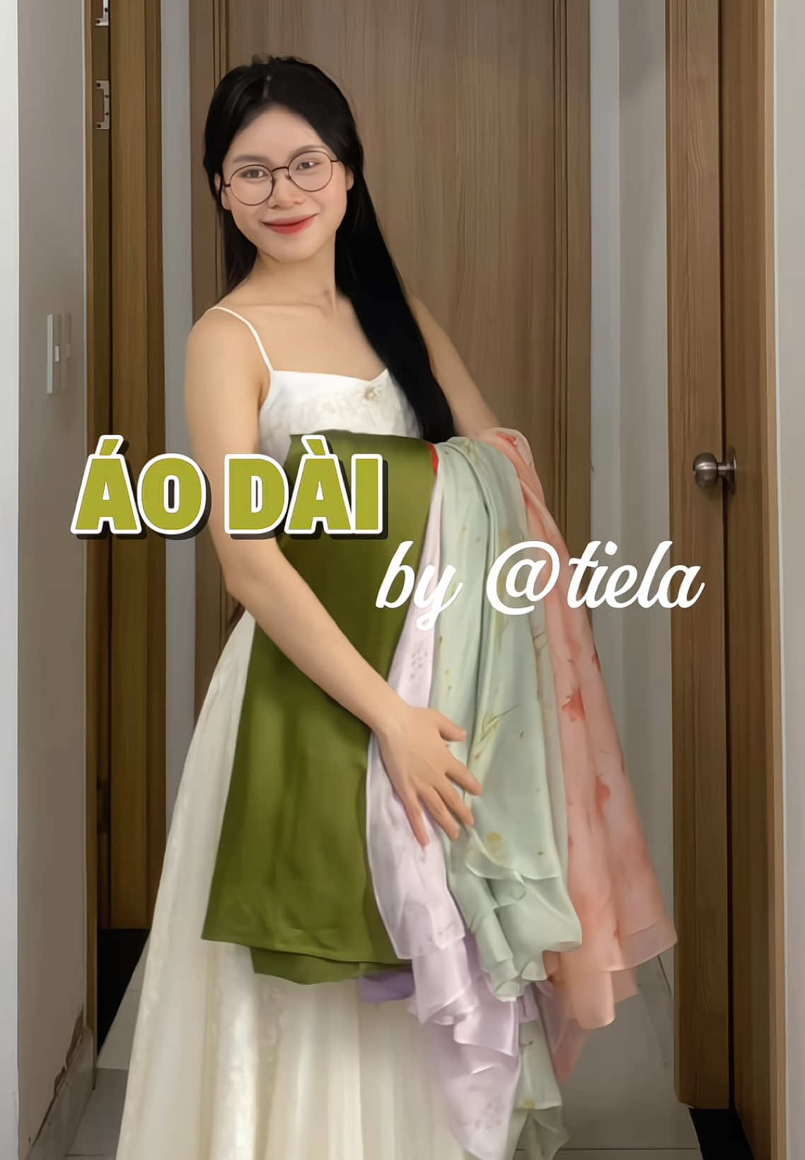 ai muốn thướt tha thì về team của @Tiela nha #Tiela #phuthuymet5 #aodai #xuhuong 