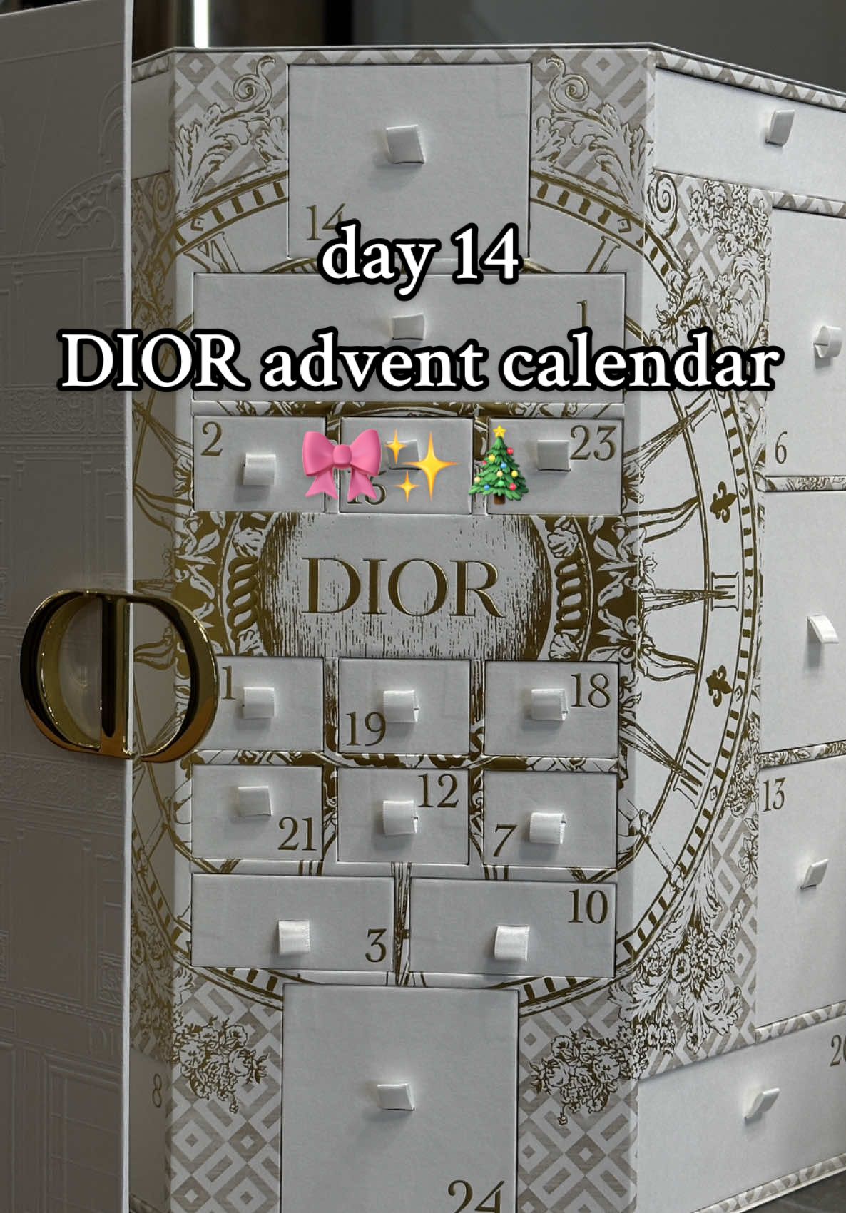 Unboxing my first luxury advent calendar ✨🎄 #dior #dioradventcalendar #adventcalendar #christmas #advent #unboxing #fyp #viral