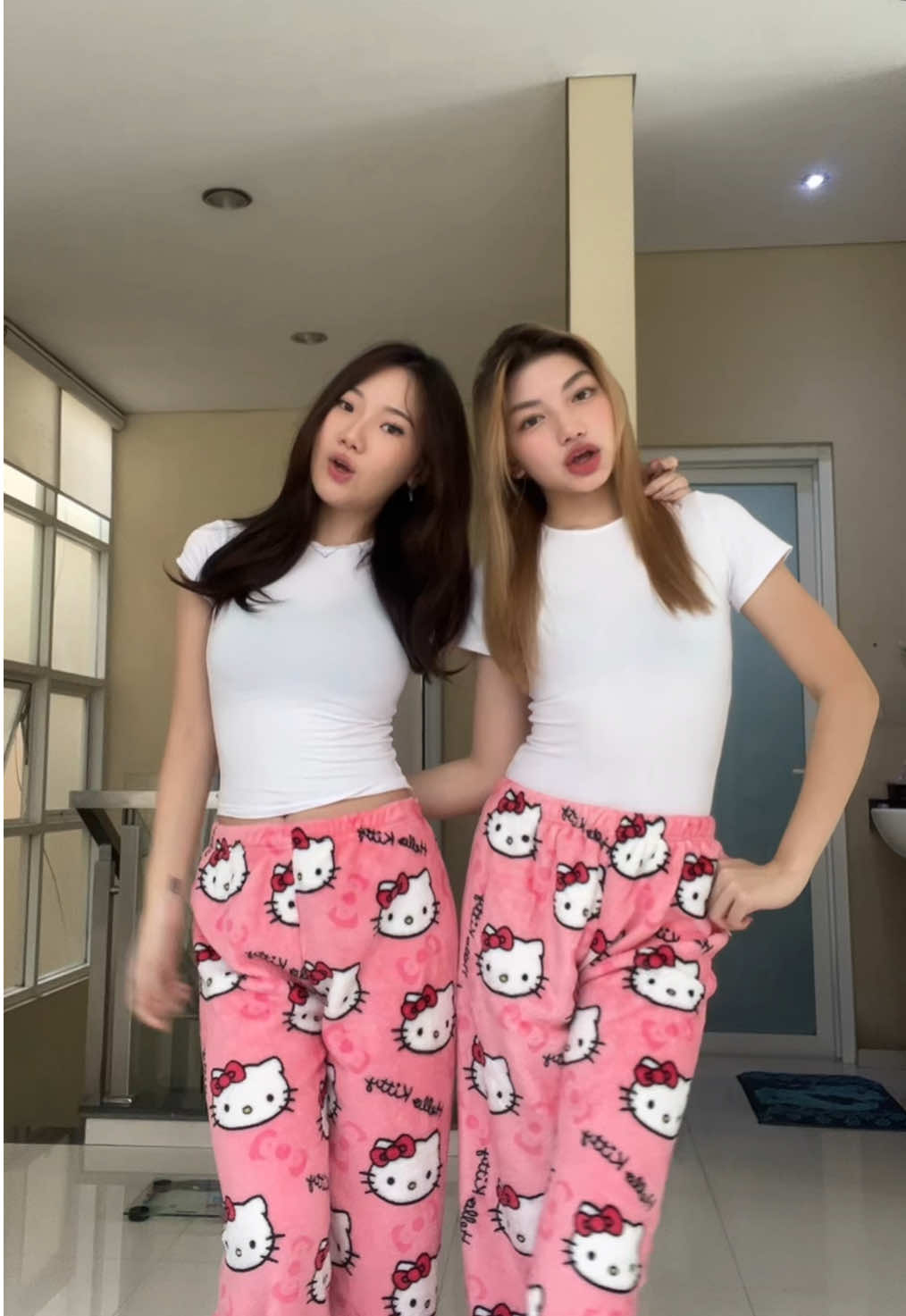 @ꜱʜᴀʀ twinniee