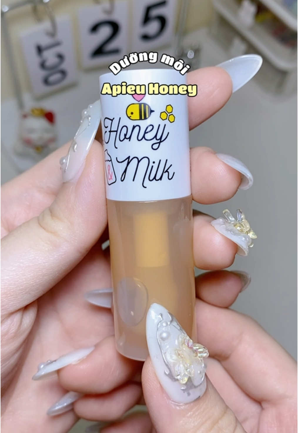 Dầu dưỡng môi Apieu Honey  #xuhuongtiktok #tiktok #thinhhanh #unboxing #unbox #beauty #dauduongmoi #sonduong #dauduongmoiapieu #tlinh #quinthenunbox 