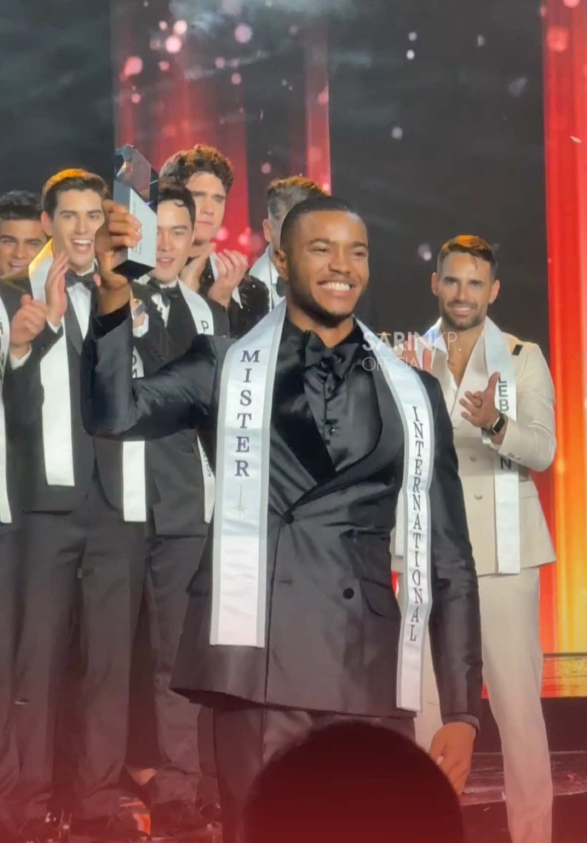 Congratulations to our new Mister International 2024 “Nigeria” 🇳🇬✨🤍🎉🎊 . #misterinternational  #misterinternationalnigeria  #sarinkp 