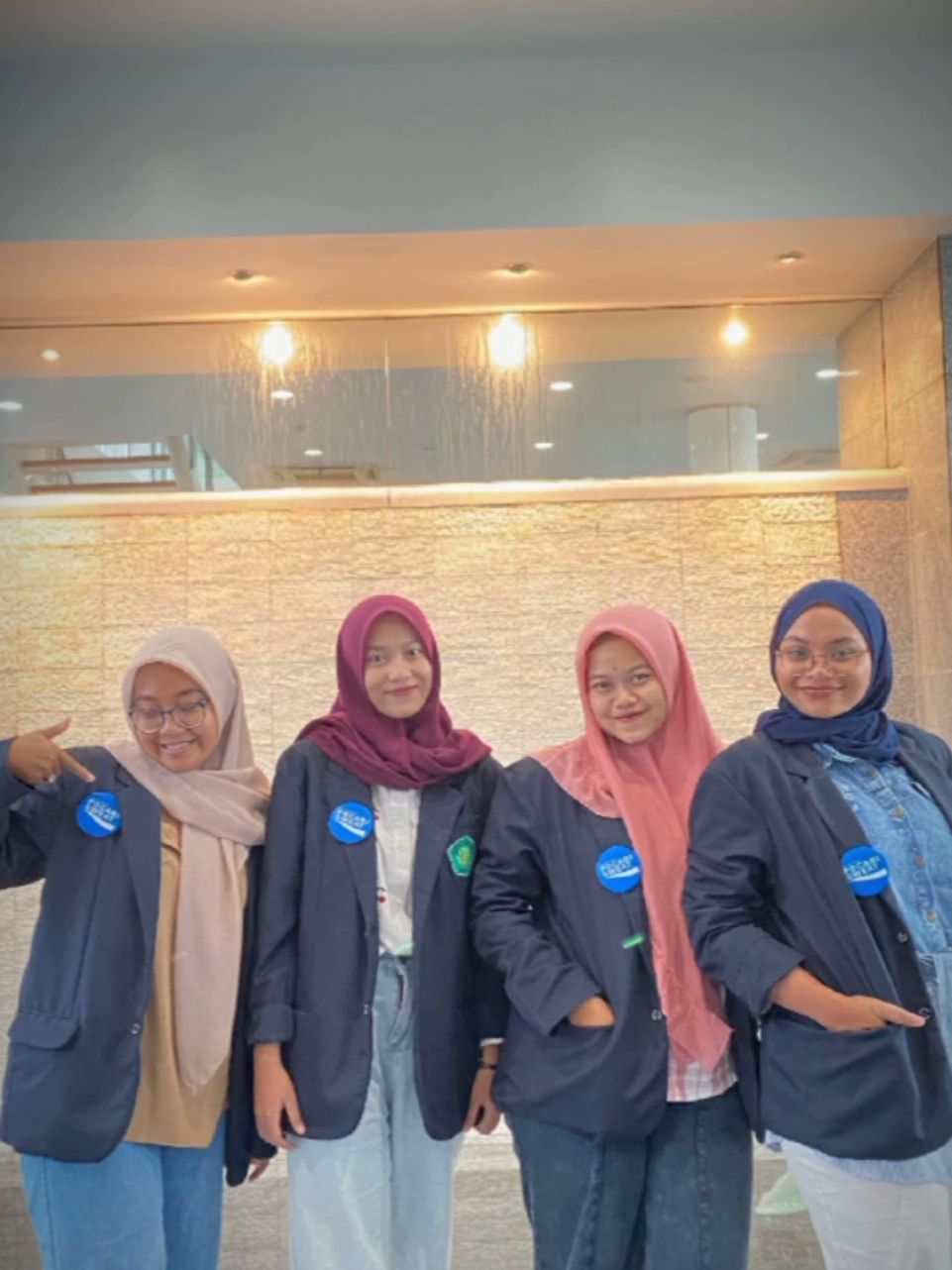 Wajah-wajah calon Quality Control🧪😋 #chemistry #Bismillahwisuda2027 #cumlaude 