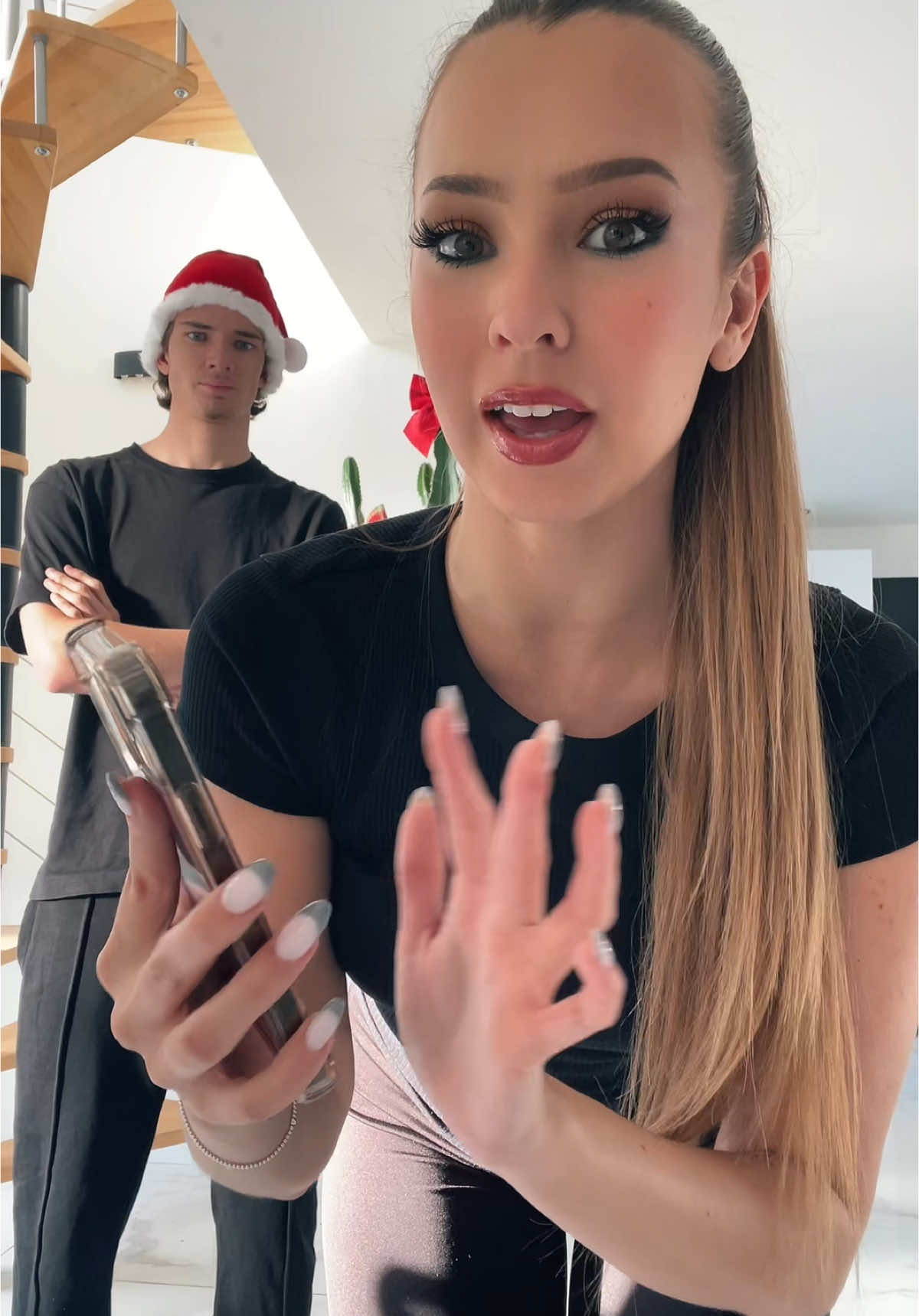 Pov : t’essayes d’apprendre cette tendance à ton frère…😭 qui veut le résultat ? Insta : nina.rz__ 🫶🏽 @Luigi #foryou #foryoupage #pourtoi #dance #brother #viral #fyp 