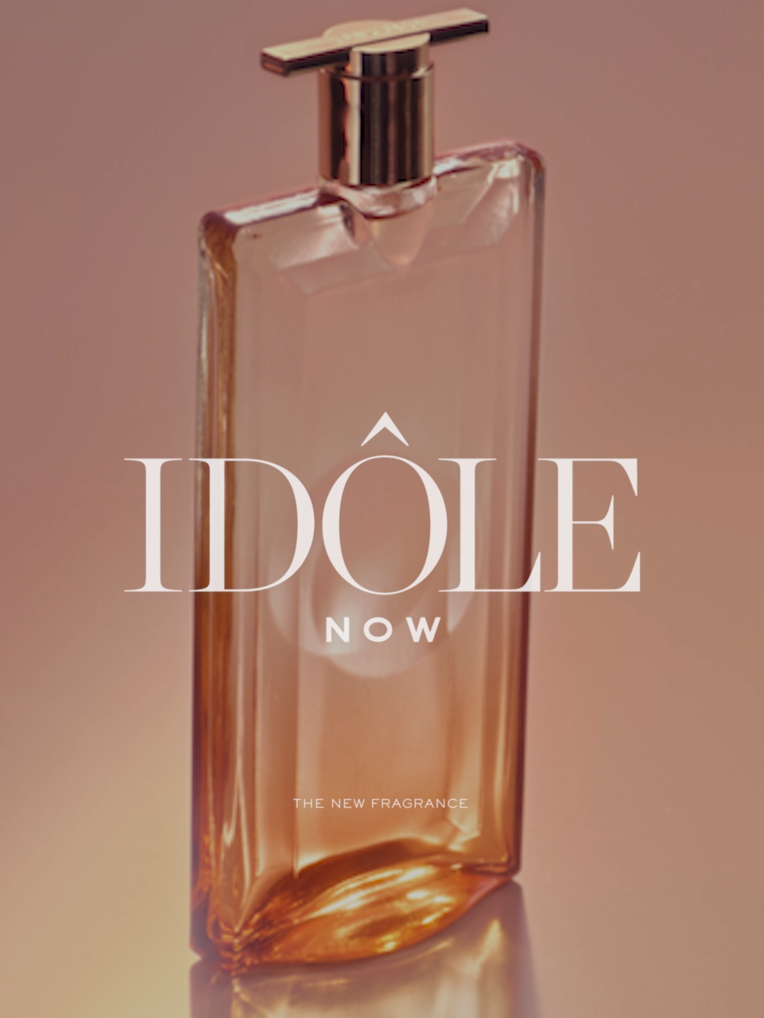 Getting to know our ingredients - Part 3 🩷 IDÔLE NOW EDP FLORALE ดึงเสน่ห์อันเหลือล้นของคุณ พร้อมปลุกพลังความมั่นใจไปด้วยกัน ❤ กลิ่นกุหลาบ กลิ่นหอมบริสุทธิ์ เอกลักษณ์จากลังโคม มอบความสดชื่นกระปรี้กระเปร่า  ❤ กลิ่นกล้วยไม้มาเลเซีย ให้ความรู้สึกสะอาดบางเบา เสริมความสง่างามและอบอุ่น  ❤ กลิ่นวานิลลา เผยมิติใหม่ที่เย้ายวนเกินห้ามใจ น่าหลงใหลยิ่งกว่าที่เคย   #LancomeThailand #lancomeidole #edp #fragrance #น้ําหอมผู้หญิง #รีวิวบิวตี้ #idolenow #idole #น้ําหอม #น้ําหอมติดทน