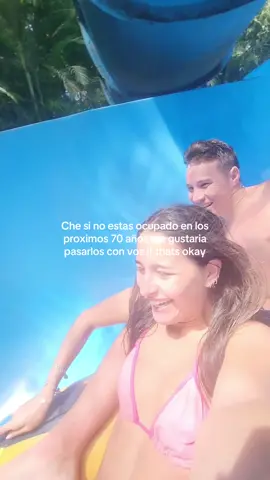 Para ratoooo vos y yo💘  #couple #waterslide #foreveryoung 