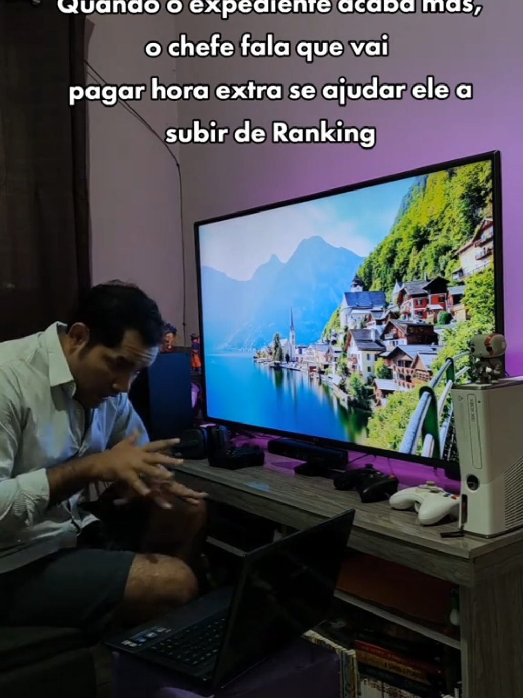 @TratorGamer quando o expediente acaba mas, o chefe paga hora extra pra ajudar ele a subir de ranking.#homeoffice #videogame #GamesNoTikTok #gamers #games #callofduty 