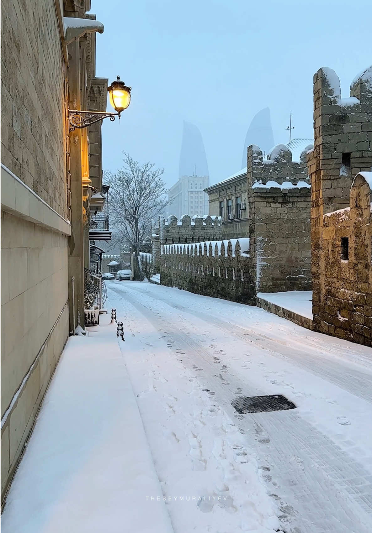 Bakıda gözəl qarlı ab-hava!😍❄️☃️ #Baku #Azerbaijan #Bakı #Azərbaycan #qar 