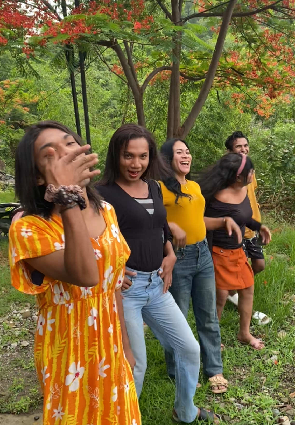 Banyak konton seperti ini di Facebook Jitro Padja