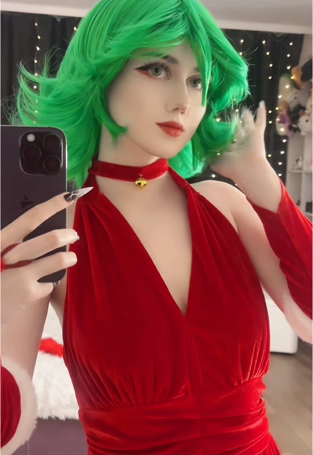 Such a mood 🎁🎄 Christmas Tatsumaki 🎄💚 Christmas dress: @RoleCosplay  Ig: _hi_im_lei - 🌙 #cosplaygirl #animegirl #cosplayer  #fyp #anime #cosplay #goth #gothic #alt #alternative #alternativefashion #alternativegirl #egirl #egirls #christmas2024 #rolecosplay #tatsumaki #onepunchman 