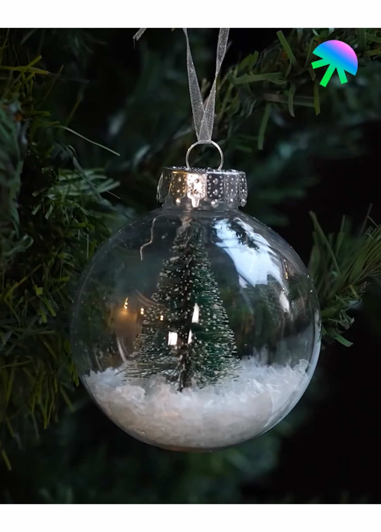 Snow globe ornament #easy #hand #manualidades #hanmade #christmas #navidad #tree #france #parati #fyp 