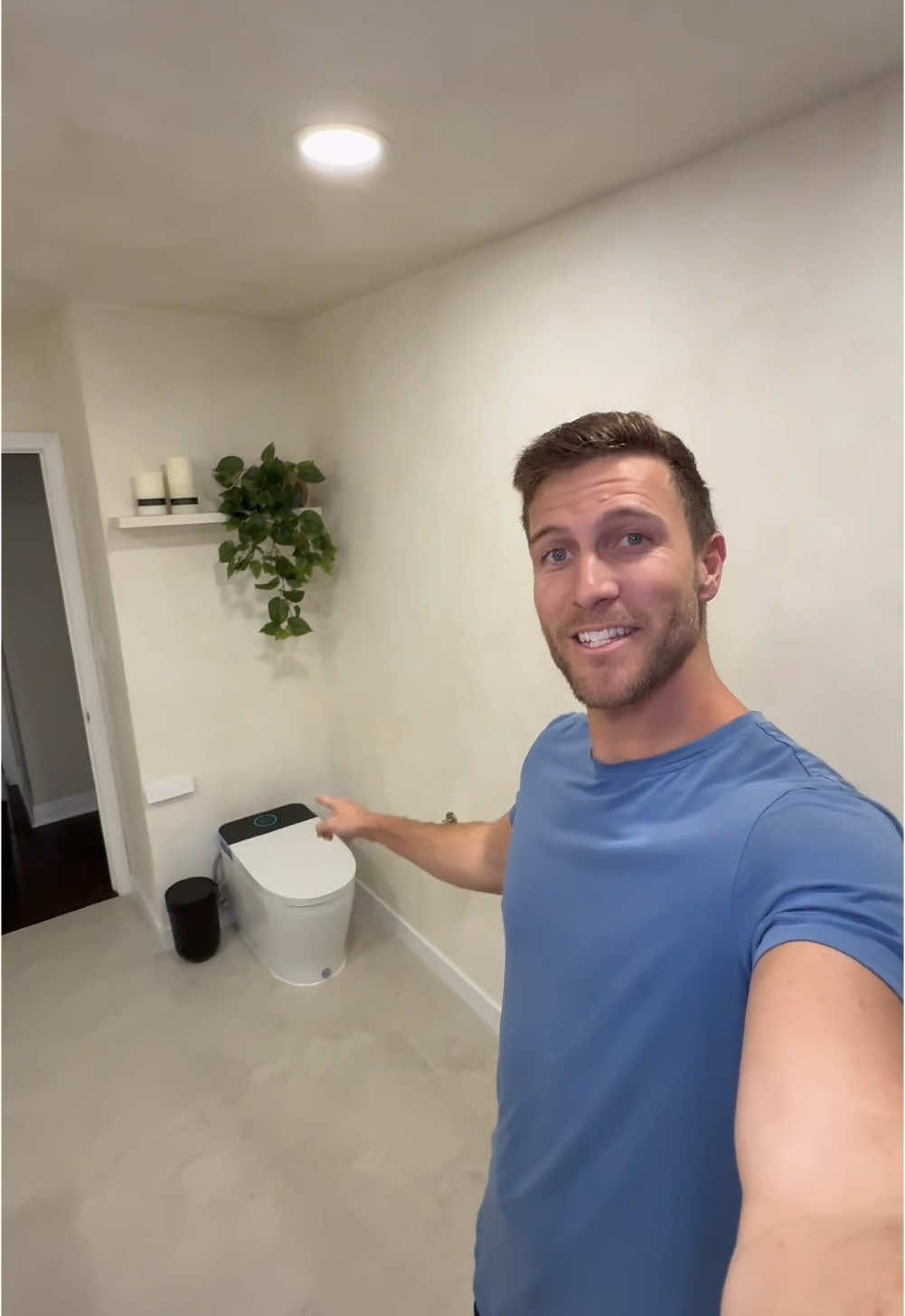 Life changing 😍 Check out @Horow_toilet it has heated seat, mood light, automatic flushing and lid opening, bidet/dryer, and so many coll features!  Link in bio 🔗 #horowtoilet #smarttoilet #bathroom 