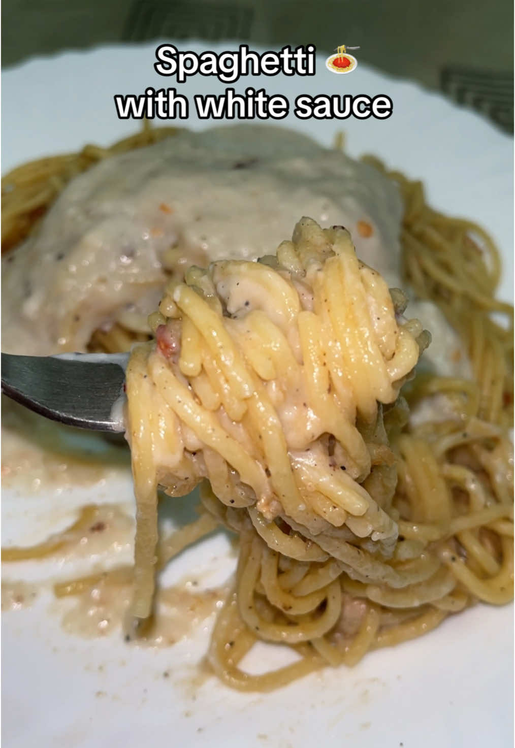 ✨ Creamy, dreamy White Sauce Spaghetti 🥢 This isn’t just food; it’s a whole mood 🍝🔥 Ready in minutes and tastes like a 5-star dinner 💯 Who’s adding this to their next dinner plan 🤩 #SpaghettiNight #WhiteSauceMagic #EasyRecipes #FoodieVibes #HomeCooking #PakistaniFoodie #ForYou #ForYouFeed #RecipeReels #fyp #foryou #foryoupage  Too creamy to resist Taste perfection in every bite Save this recipe and tag someone who’d love this