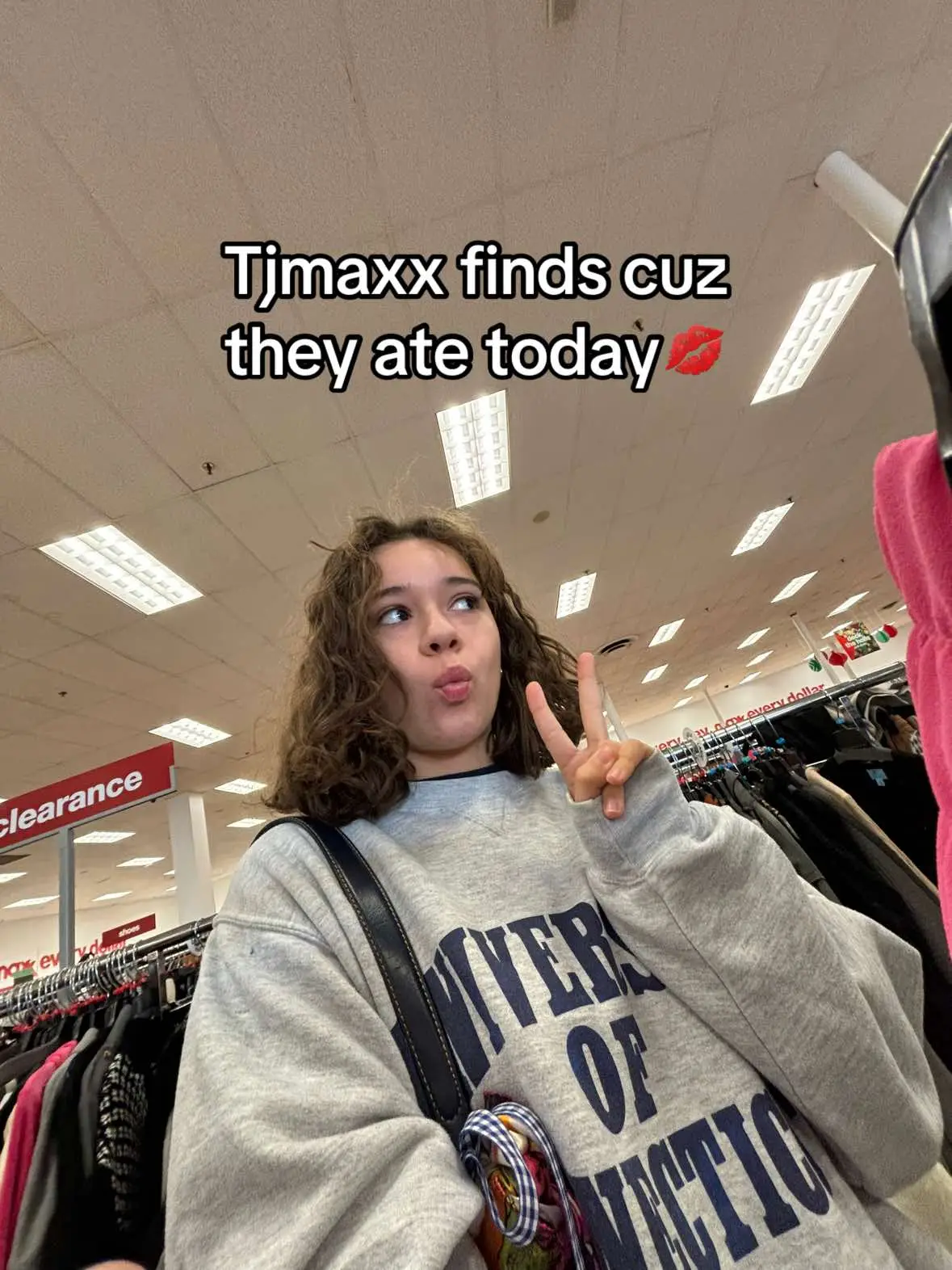 #creatorsearchinsights #tjmaxx #tjmaxxfinds #mariobadescu #shopping #fashion #OOTD #haul #christmasshopping #perfume #marshalls 