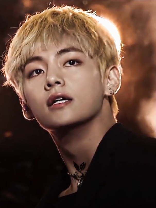 l love you (I got the first video from an account!!!)  #kimtaehyung #taehyung #fypシ゚ #edit #taejungsu #fyp #kpopedit 