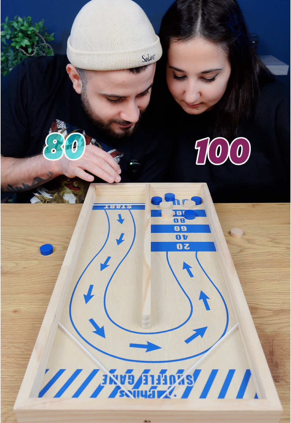 أجمل لعبة لوحية في العالم 😍(Shuffle board  game) . . . . . . . #لعبة #العاب #تسلية #عائلة #تحدي #تحديات #boardgames #couple #GameNight #game #games #family 