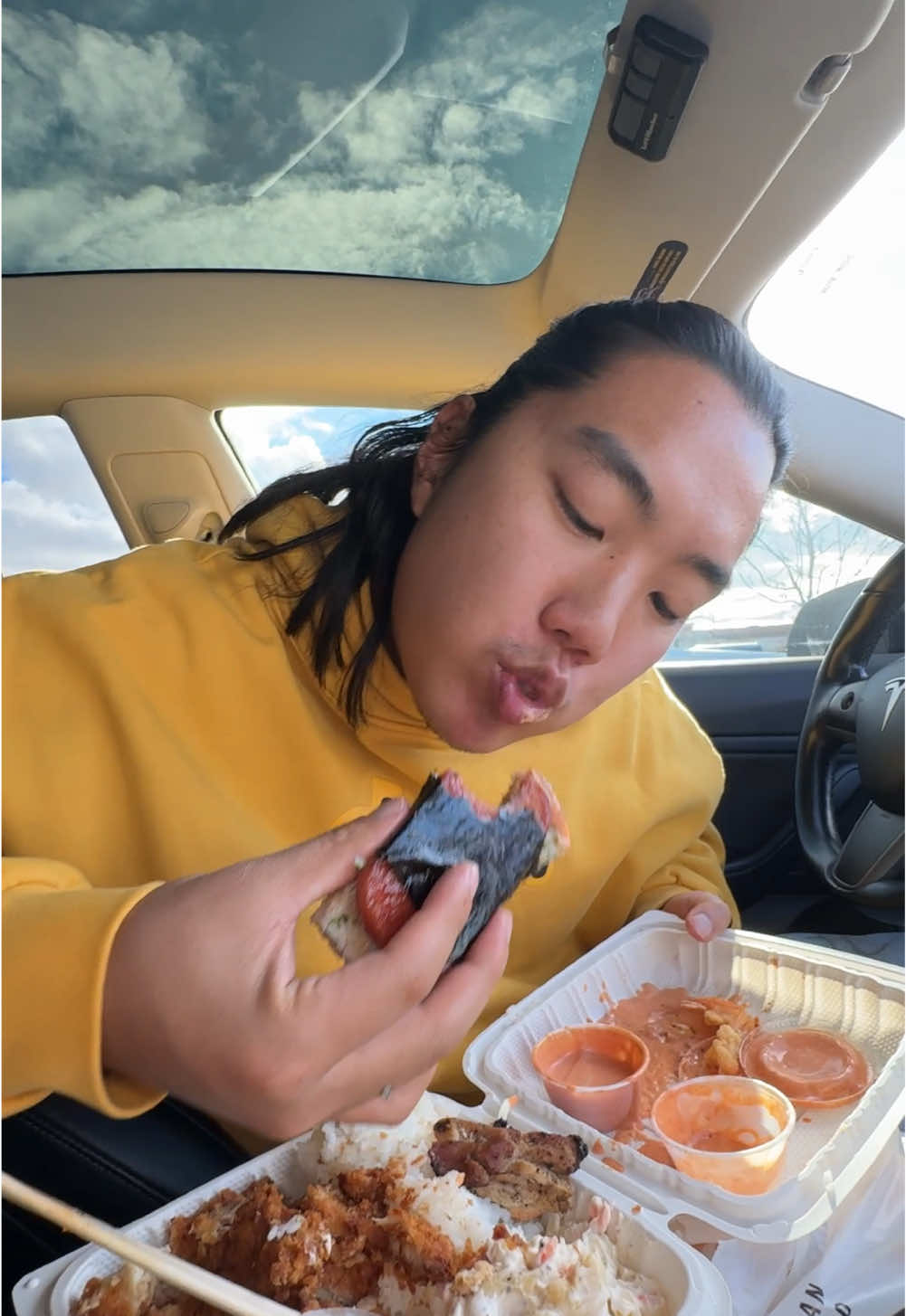 i made a mess in my car for this so share with keith lee pls #mukbang 