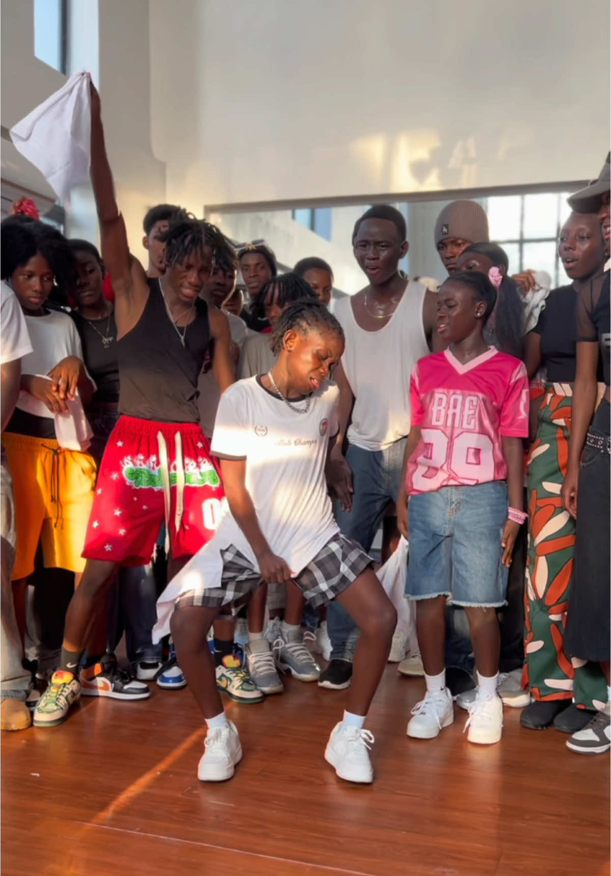 When a Grand dancer cooks, the service must sparkle! Dc @Endurancegrand  Dance class @Dwp Academy  #biskitworld #biskit #dance #fyp #viral_video #dwpacademy #dwpacademykidda  @Olamide Adedeji @Poco_lee @Dj Yk Mule @Pheelz 