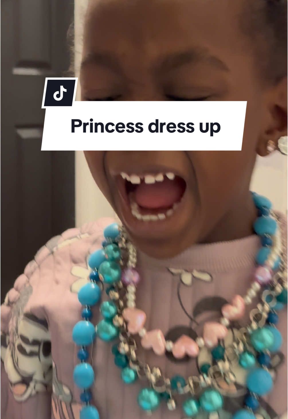 Princess dress up and convos with E 👑 #eilapraise #kidsoftiktok #princess #mommydaughter #mommyande #playtime #fyp 