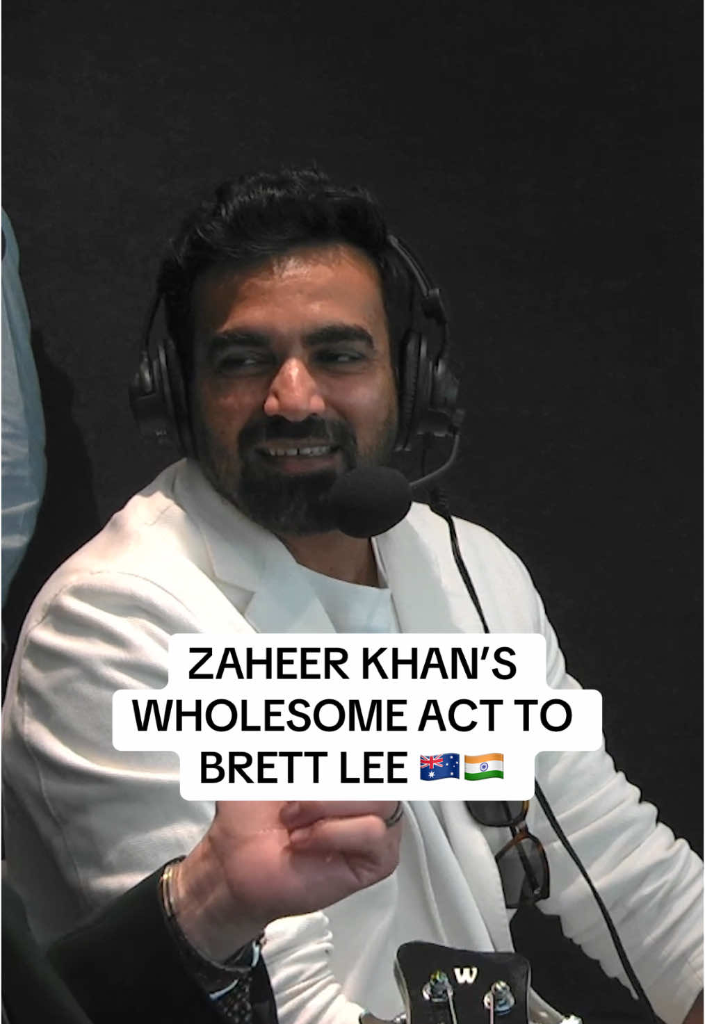 Great mates Zaheer Khan and Brett Lee were in the box! #cricket #ausvind 