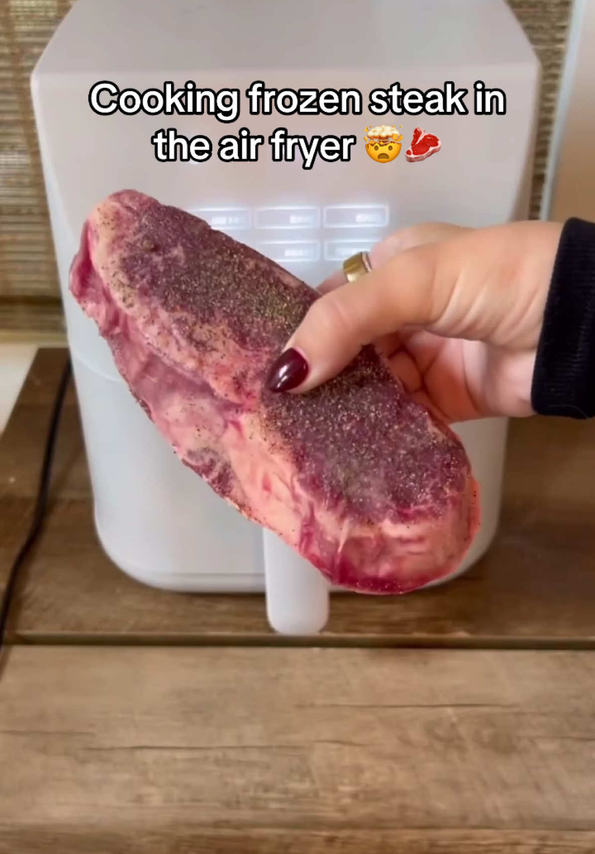 Who knew you could cook a frozen steak in the air fryer?! 🤯🥩 #kroger #frozensteak #airfryerhack #airfriedsteak #airfryerrecipes #steakhack #FoodTok #steak @Delaney & Shelby 