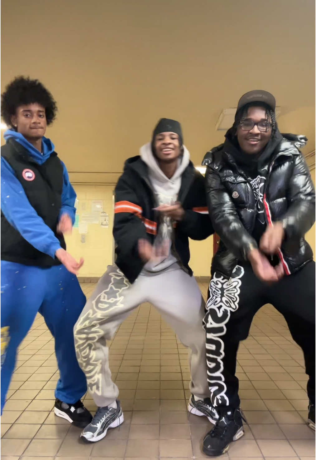 Hayee 🕺🏽 (Dc:Us)@Mel 🙇🏽‍♂️ @Frizz🗽. #fypシ #viraltiktok #xycba #foryou #nyc 
