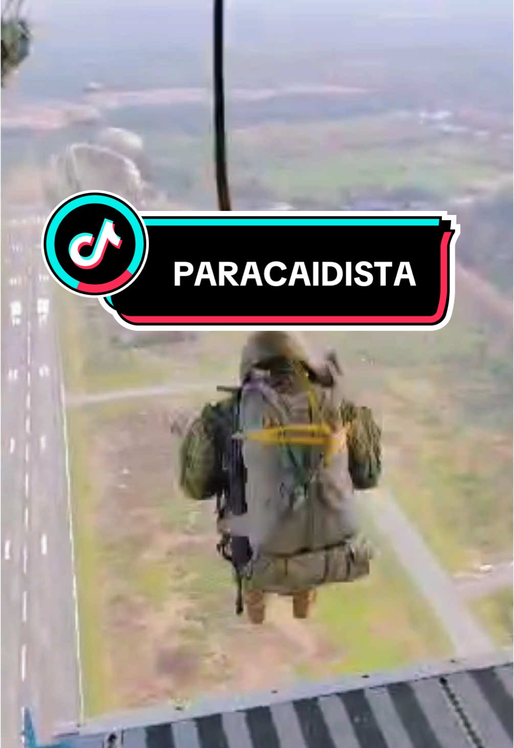 PARACAIDISTA 🇪🇨 #paracadismo #paracaidistas #ecuador #paracaidista #fyp #tendencia 