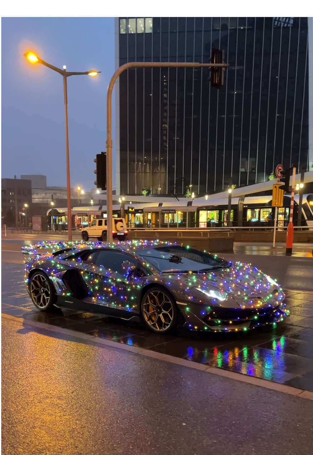 Christmas light on SVJ 🎄🎅. #🇱🇺 @Drive x Friends #lamborghini #christmas #luxembourg #lamborghinisvj #christmas2024 #lux #fyp