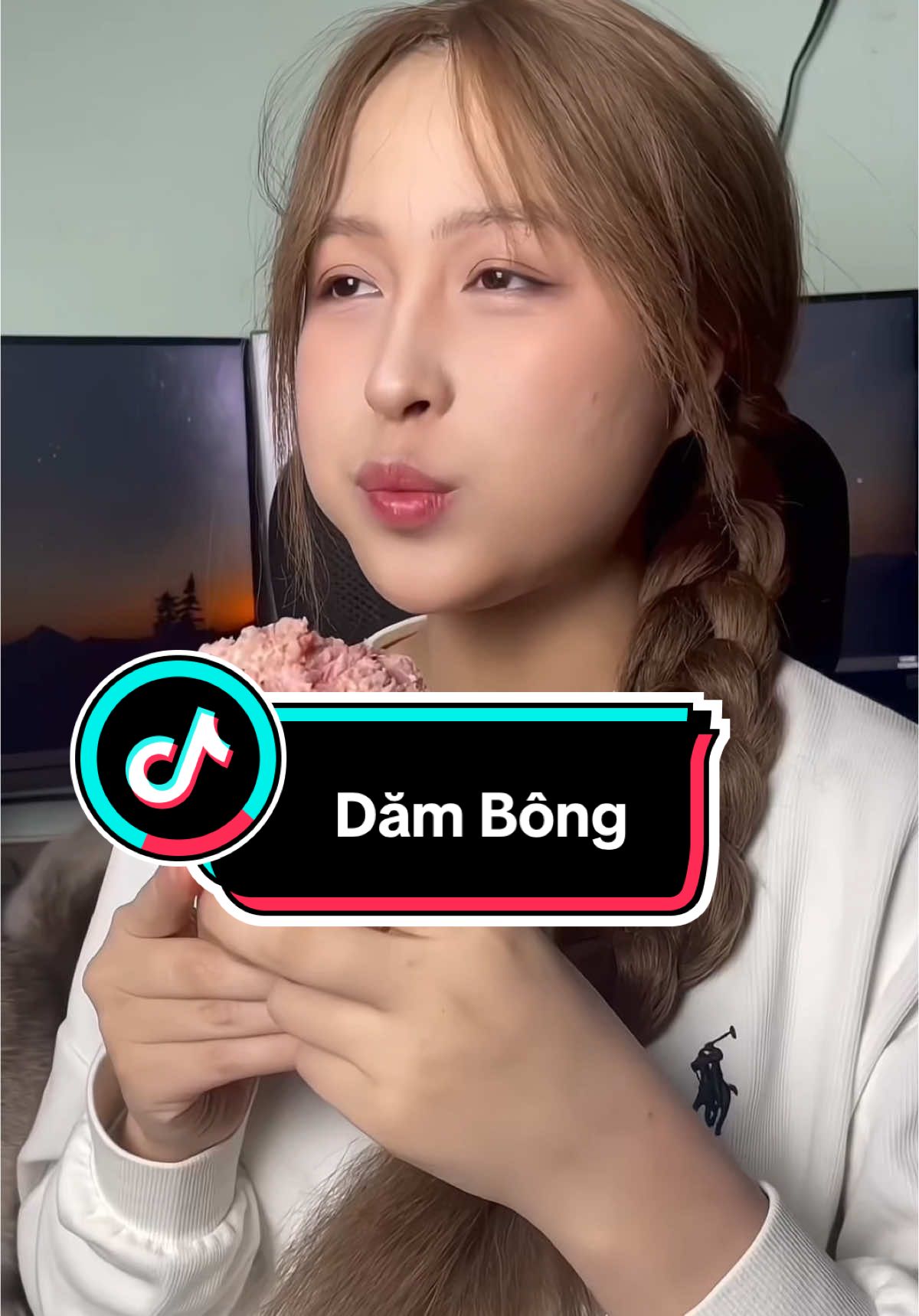 Còn đúng cây dăm bong để mukbang mọi người ạ 🤭#mukbangvideo#ăncungtiktok #rivewdoan #andem #rivewanngon #linhduyen #dambong 