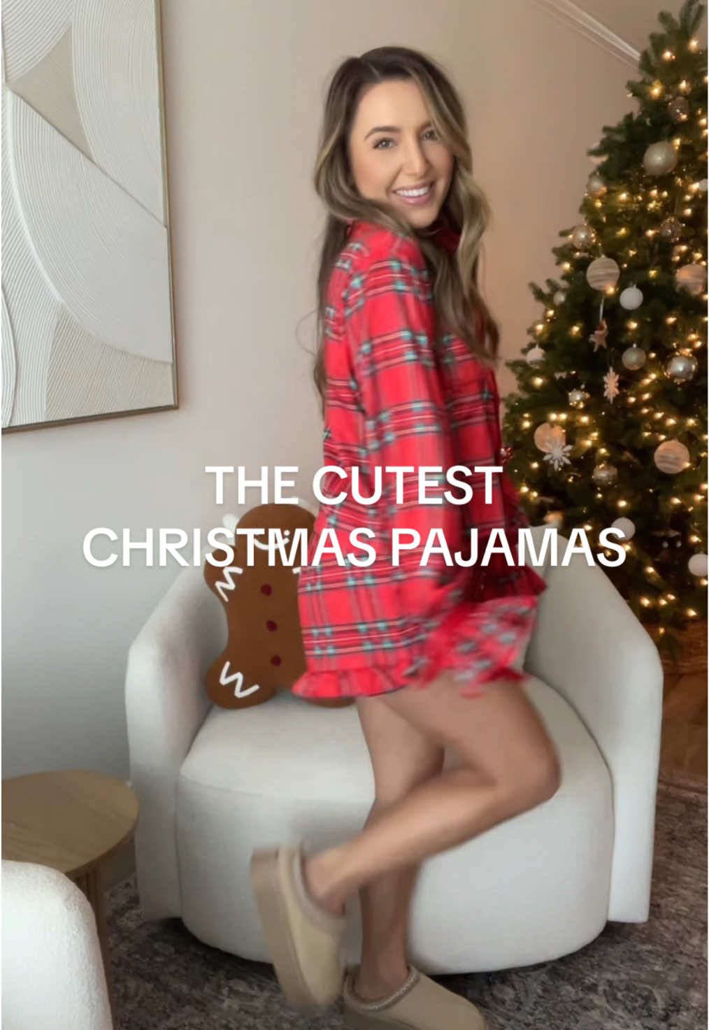 LOVE these❤️ Wearing size small (5’1/118lbs)✨ #christmaspajamas #holidaypajamas #christmasmusthave #matchingpajamas #giftsforher 