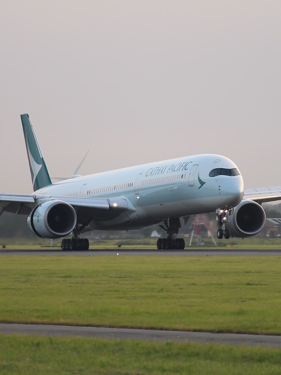 Cathay Pacific A350 landing at Schiphol Airport #a350 #aviation #cathaypacific #schiphol #amsterdam #airbus 