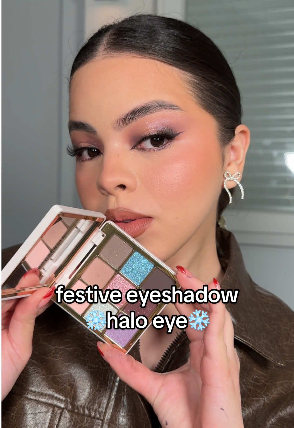 Let’s talk about this festive halo eye 😇 @Maria Salas. is rocking our mini Sugar Palette, Liquid Liner in Aubergine, Lip Liner in Deep Taupe, and Lip Velvet in Hush Rose for ultimate winter glam 💋❄️ #ABHHOLIDAY #ABHTTS #TikTokShopHolidayHaul #TikTokShop #ABH #fallmakeup #wintermakeup