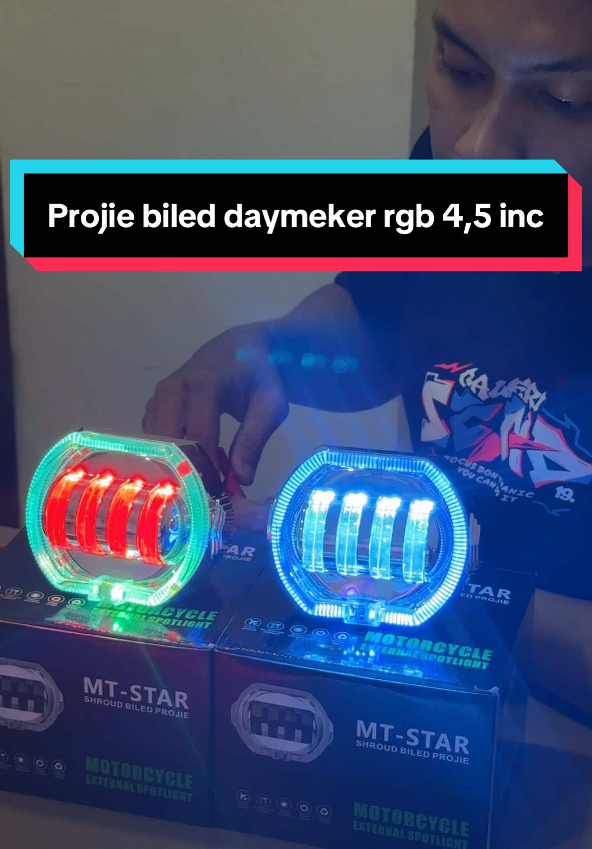 Projie daymeker rgb 4,5 inc 4 lensa cahaya lebar padat